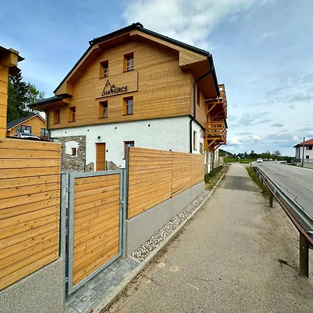 Na Hůrce Apartamento
